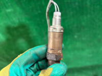 O2センサー（ラムダセンサー） SUBARU LEGACY OEM 22690AA310 BH9 2000 EJ254 AT