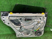 ประตูหลังซ้าย Мятая SUBARU LEGACY OEM 60400AE410 BH9 2000 SILVER 792