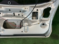 Portón trasero Пустая цвет 792 SUBARU LEGACY OEM 60800AE040 60800AE060 BH9 2000 SILVER 792