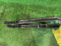 สายรัดถังน้ำมัน SUBARU LEGACY OEM 42017AE010  42017AE000 BH9 2000 EJ254 AT