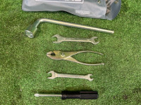 ชุดเครื่องมือ SUBARU LEGACY OEM 97010AA020 BH9 2000