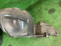 Guarda-pó dianteiro esquerdo SUBARU LEGACY OEM 59110AE010 BH9 2000 SILVER 792