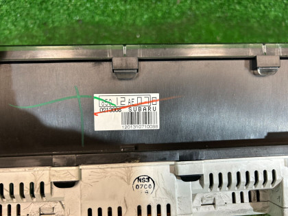 仪表盘 черный SUBARU LEGACY OEM 85012AE070 BH9 2000 EJ254 AT