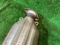 Средняя часть глушителя SUBARU LEGACY OEM 44200AE050 BH9 2000 EJ254 AT