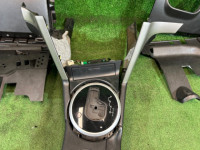 ช่องเก็บของและที่วางแขน SUBARU OUTBACK OEM 92114AG120JC 66120AG101JC 35170AG000 BP9 2007 GREEN