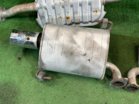 หม้อพักไอเสีย и средняя часть SUBARU OUTBACK OEM 44200AG480 44380AG131 44380AG121 BP9 2007 EJ253 AT