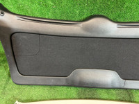 Обшивка пятой двери SUBARU OUTBACK OEM 94320AG000JC 94310AG000OR BP9 2007 GREEN