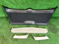 Обшивка пятой двери 94320AG000JC 94310AG000OR SUBARU OUTBACK