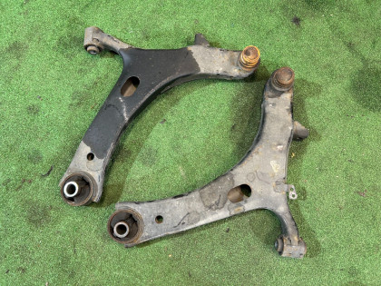 ปีกนกหน้า 20202AG180 20202AG190 SUBARU OUTBACK