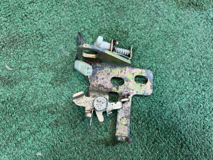 Trunk lock SUBARU LEGACY OEM 57534AC010 BD9 1997 green 51D