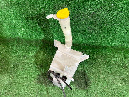 กระปุกน้ำฉีดกระจก SUBARU OUTBACK OEM 86631AG000 86611AG010 86611AG000 86611AG000 BPE 2004 EZ30 AT