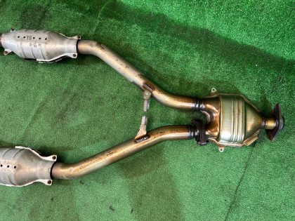 ท่อร่วมไอเสีย SUBARU OUTBACK OEM 44105AG330 44105AG340 BPE 2004 EZ30 AT