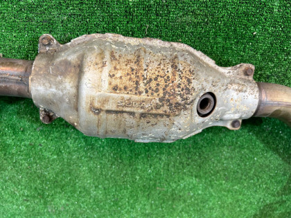 ท่อร่วมไอเสีย SUBARU OUTBACK OEM 44105AG330 44105AG340 BPE 2004 EZ30 AT