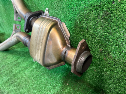 ท่อร่วมไอเสีย SUBARU OUTBACK OEM 44105AG330 44105AG340 BPE 2004 EZ30 AT