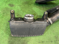 Caja del filtro de aire Свап SUBARU OUTBACK OEM 46043AG020 46052AG050 14435AA100 14457AA380 BPE 2004 EZ30 AT