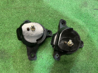 ยางแท่นเครื่อง 41022AG020 41022AG030 SUBARU OUTBACK