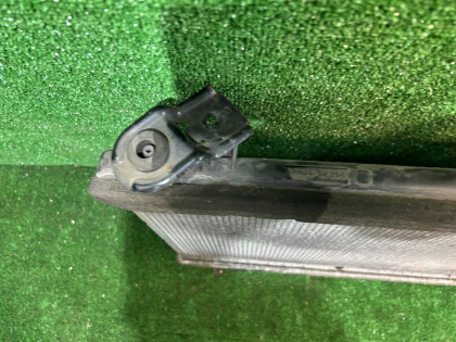 Радиатор двигателя SUBARU OUTBACK OEM 45111AG040 BPE 2004 EZ30 AT