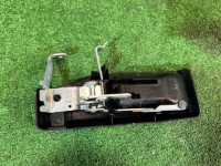 คันโยกเปิดฝาถังน้ำมัน SUBARU OUTBACK OEM 57340AG001 BPE 2004 GOLD 39J