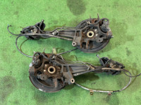 リアハブ SUBARU OUTBACK OEM 28473AG000 26700AG000 26692AG020 26692AG030 BPE 2004 EZ30 AT
