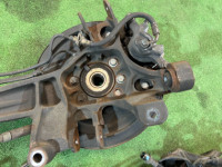 リアハブ SUBARU OUTBACK OEM 28473AG000 26700AG000 26692AG020 26692AG030 BPE 2004 EZ30 AT