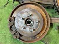 リアハブ SUBARU OUTBACK OEM 28473AG000 26700AG000 26692AG020 26692AG030 BPE 2004 EZ30 AT