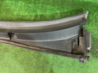 แผงคาวล์ใต้กระจกหน้า SUBARU OUTBACK OEM 91411AG000 BPE 2004