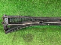 แผงคาวล์ใต้กระจกหน้า SUBARU OUTBACK OEM 91411AG000 BPE 2004