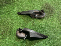 ฝาปิดมุมแผงคาวล์ SUBARU OUTBACK OEM 91423AG000 91423AG010 BPE 2004