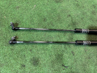 โช้คค้ำฝากระโปรงท้าย SUBARU LEGACY OEM 63269AG022 63269AG032 BP5 2007 WHITE 37J