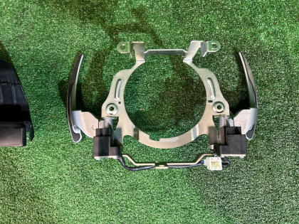 ครอบคอพวงมาลัย с лепестками SUBARU LEGACY OEM 34341AG080JC 83156AG000 BP5 2007 WHITE 37J