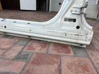 Painel inferior lateral esquerdo WHITE 37J D20 SUBARU LEGACY OEM 51415AE07A BP5 2007 WHITE 37J