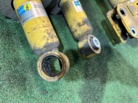 โช้คอัพ Bilstein SUBARU LEGACY OEM 20310AG401 20310AG411 20330AG561 20365AG261 BP5 2007 EJ20X AT