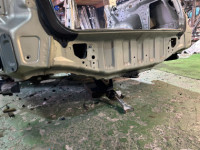 ชิ้นส่วนตัวถังท้ายรถ Rear cut SUBARU OUTBACK OEM 51490AG0209P 51490AG0309P BPE 2004 GOLD 39J
