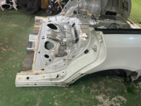 ชิ้นส่วนตัวถังท้ายรถ Rear cut SUBARU LEGACY OEM 51490AG0009P 51490AG0109P BP5 2007 WHITE 37J