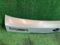 แผงตกแต่งระหว่างไฟท้าย Накладка пятой двери SUBARU OUTBACK OEM 84261AG040GA BPE 2004