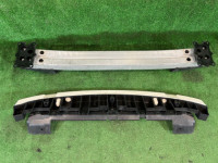 フロントバンパーレインフォースメント SUBARU OUTBACK OEM 57712AG000 BPE 2004