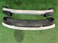 フロントバンパーレインフォースメント SUBARU OUTBACK OEM 57712AG000 BPE 2004