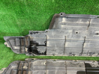 Proteção do piso inferior SUBARU OUTBACK OEM 56411AG040 56411AG050 BPE 2004 GOLD 39J