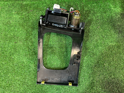 Moldura da alavanca das velocidades пепельница SUBARU OUTBACK OEM 92121AG060 BPE 2004