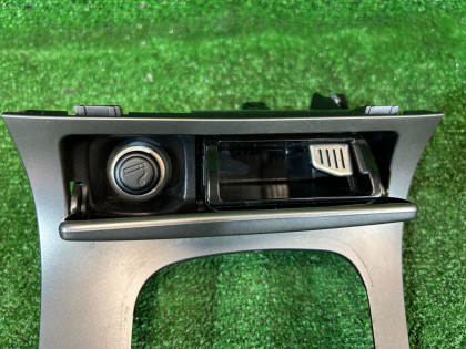 Moldura da alavanca das velocidades пепельница SUBARU OUTBACK OEM 92121AG060 BPE 2004