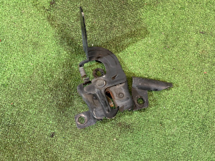 Cerradura del capó 57310AE001 SUBARU LEGACY