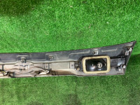 尾灯间饰板 Накладка пятой двери SUBARU OUTBACK OEM 91710AG000LE BP9 2007