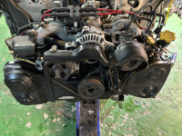 エンジン 1-я модель. SUBARU LANCASTER OEM 10100BD030 BH9 2000 EJ254 AT