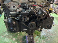 エンジン 1-я модель. SUBARU LANCASTER OEM 10100BD030 BH9 2000 EJ254 AT