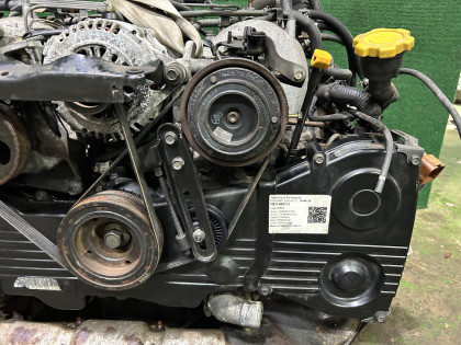 エンジン 1-я модель. SUBARU LEGACY OEM 10100BE970 BE5 2000 EJ206 AT
