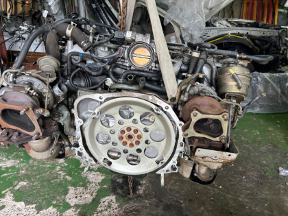 エンジン 1-я модель. SUBARU LEGACY OEM 10100BE970 BE5 2000 EJ206 AT