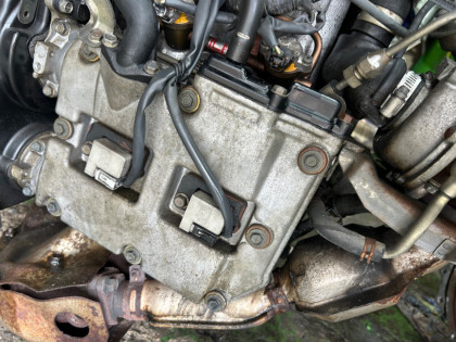エンジン 1-я модель. SUBARU LEGACY OEM 10100BE970 BE5 2000 EJ206 AT