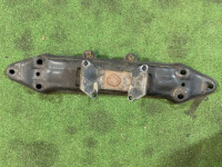 คานรองเกียร์ SUBARU FORESTER OEM 41021AC390 41022AE121 SG5 2007 EJ205 AT