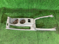 Guantera y reposabrazos SUBARU FORESTER OEM 92113FE100ND SG5 2007 WHITE 51E