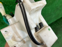 กระปุกน้ำฉีดกระจก SUBARU FORESTER OEM 86610SA050 SG5 2007 EJ205 AT